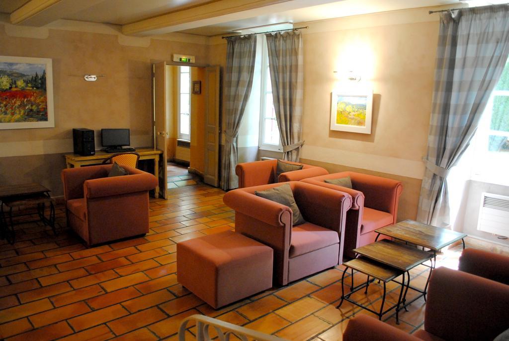 Societe Hoteliere De Montmirail Жигондас Экстерьер фото